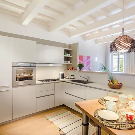 Casa Cachi 2, Modern Spacious 2 Bedrooms With Terrace And Elevator Appartamento *